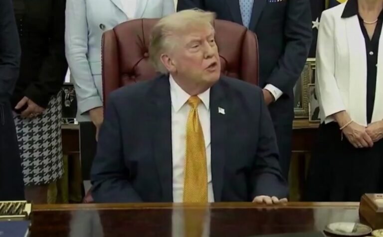 President Trump in Oval Office
