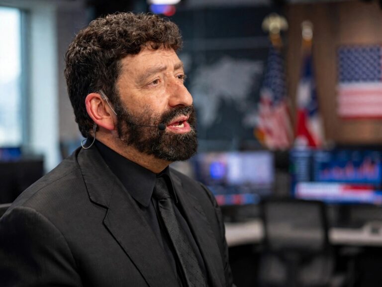 Jonathan Cahn discussing President Trump, America, and biblical patterns